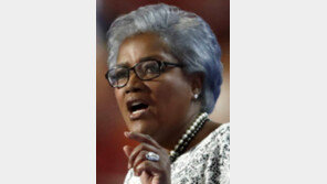 “클린턴 건강이상 증세때 바이든으로 교체 검토했다”