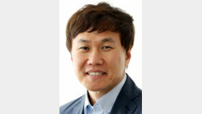 [오늘과 내일/이명건]윤석열의 눈 없는 칼