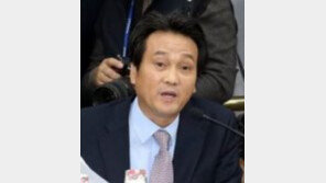 안민석 “이명박 ‘무상급식’ 먹을 날 머지 않았다 …크리스마스 안 넘길 것”