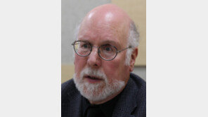 美 미네르바大 코슬린 학장 “연구중심대학, 창의인재 육성엔 한계”