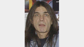 록밴드 AC/DC 기타리스트 영 별세