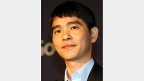 “알파고 꺾은 이세돌 묘수, 0.007% 확률”