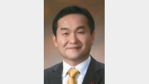 작년 총선자금 2억 불법 수수 혐의, 한국당 엄용수 의원 불구속 기소