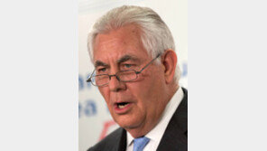 틸러슨 “北과 조건없이 만나겠다” 첫 제안