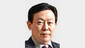 ‘설상가상’ 신동빈, 뇌물공여 징역 4년 구형…경영비리로도 10년