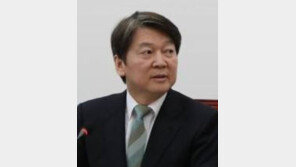 ‘썰전’ 유시민 “왜 이렇게 힘들게 사세요?”…안철수 대답은?