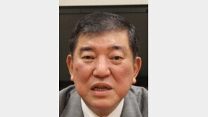 ‘포스트 아베’ 선두 이시바, 9월 당 총재선거 출마 의욕 