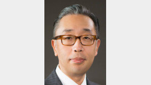 ‘굴뚝산업’ 박지원 두산 부회장, CES에 왜?