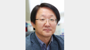 풀HD TV로 화질 4배 좋은 UHD영상 본다