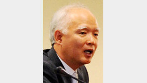 정형식 부장판사 “비난 예상했지만 친인척 거론은 좀 지나쳐”