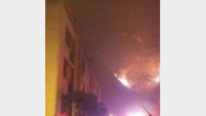 삼척 산불, 아궁이 불 지피다 번져…市 “도계 60% 진화, 인명 피해 無”