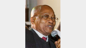 비리 혐의 783건… ‘부패 불사조’ 주마 이번엔 추락하나