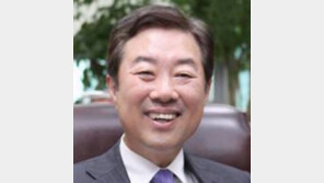 이만우 전 의원, 강간치상 혐의 구속…한국당 “수사결과 나오면 징계”