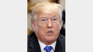 트럼프 “기울어진 운동장” 아마존 또 때려, 아마존 주가 급락… 시총 5일새 63조원 증발