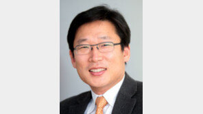 동아일보 송평인 논설위원 서재필언론문화상 수상