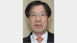‘중도사퇴’ 권오준 포스코 회장, ‘최순실 연관설’ 불구 연임 성공했지만…