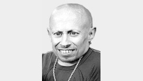 키 81cm 할리우드 스타 트로이어 사망