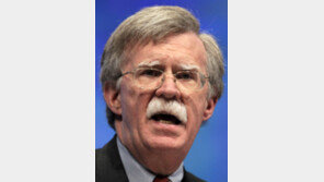 볼턴 “北 모든 핵무기 폐기하고 美 테네시주로 옮겨야”