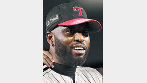 4일만에 등판 소사, NC에 4안타 완봉… 탈삼진 14개 외국인 최다 타이도