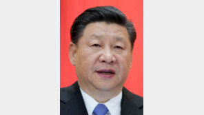 백악관 “54조원 對中 관세폭탄 수입품 목록 6월 발표”