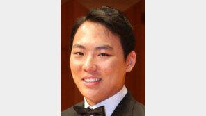 美지나 바카우어 국제콩쿠르, 피아니스트 신창용 金 연주