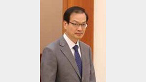 허익범 특검 “증거가 가리키는 대로 수사…유의미한 자료 있어”