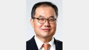 [오늘과 내일/배극인]‘왜’라고 물으면 화내는 사회