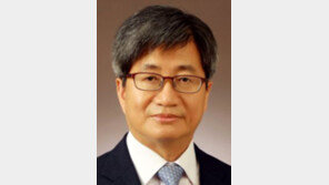 김명수 대법원장, 제헌절에 부친상… 기념식 마친뒤 빈소로… “조문 사절”