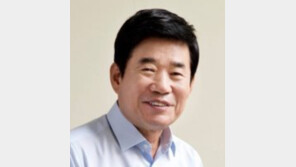 김진표 “이재명, 결단 내려야” 탈당 권유…이해찬 “잘 모르겠다”