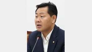 김관영 “김경수-드루킹 ‘정책자료집’, 박근혜-최순실 ‘연설문’ 생각나”