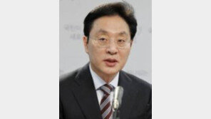 정두언 “문대통령 지지율 계속 내려갈 것…‘좋은남자’ 이미지→‘완고’로 바뀌어”