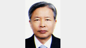 한국장학재단 이사장 이정우씨