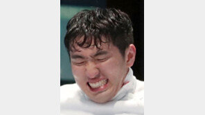 펜싱 박상영, 아픈 다리로 은메달