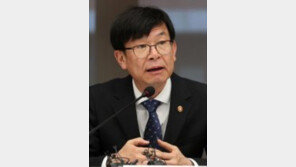 김상조 “檢 수사 결과 겸허히 수용, 잘못된 관행·비리 통감”