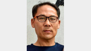 배 고치는 해군 군무원, 전통서각 명인으로