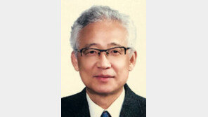 국립중앙극장장 김철호씨