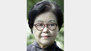 신석정문학상에 이향아씨