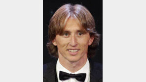 크로아 모드리치, FIFA ‘올해의 선수’에