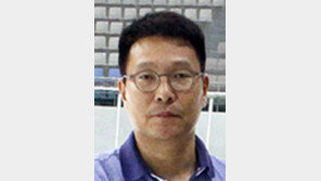 여자아이스하키 대표팀 새 감독 김상준