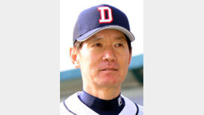 KT 새 사령탑 이강철 두산 수석코치 내정