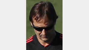 리그 7위 추락 레알, 감독에 화살