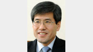 임채호 前경남지사 권한대행 ‘지방 재정위기’ 출간