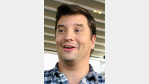 “게임은 공평한 스포츠… 돈 쓰면 강해지는 방식 곤란”