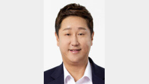 이대호 사인 받고 ‘MLB 로드쇼’ 체험하고