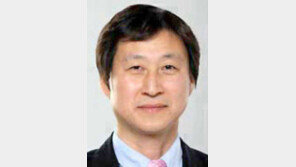 [오늘과 내일/이철희]김정은, 불편한 손님