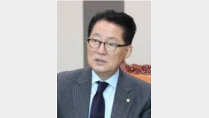 박지원 “한국당 어마한 인적쇄신…김병준 초기에 했으면 평가받았을 것”