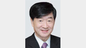 ‘성균인상’ 서정돈 이사장 등 4명