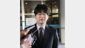 탁현민, 사표 제출…바른미래당 “이쯤되면 프로사직러”