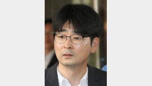 첫눈 올때 못떠난 탁현민 2번째 사표