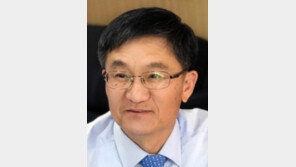 [기고/송재근]핀테크가 뛰어놀 운동장은 언제쯤…